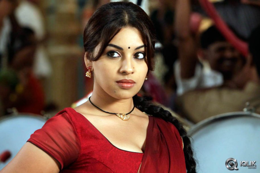 Richa-Gangopadhyay